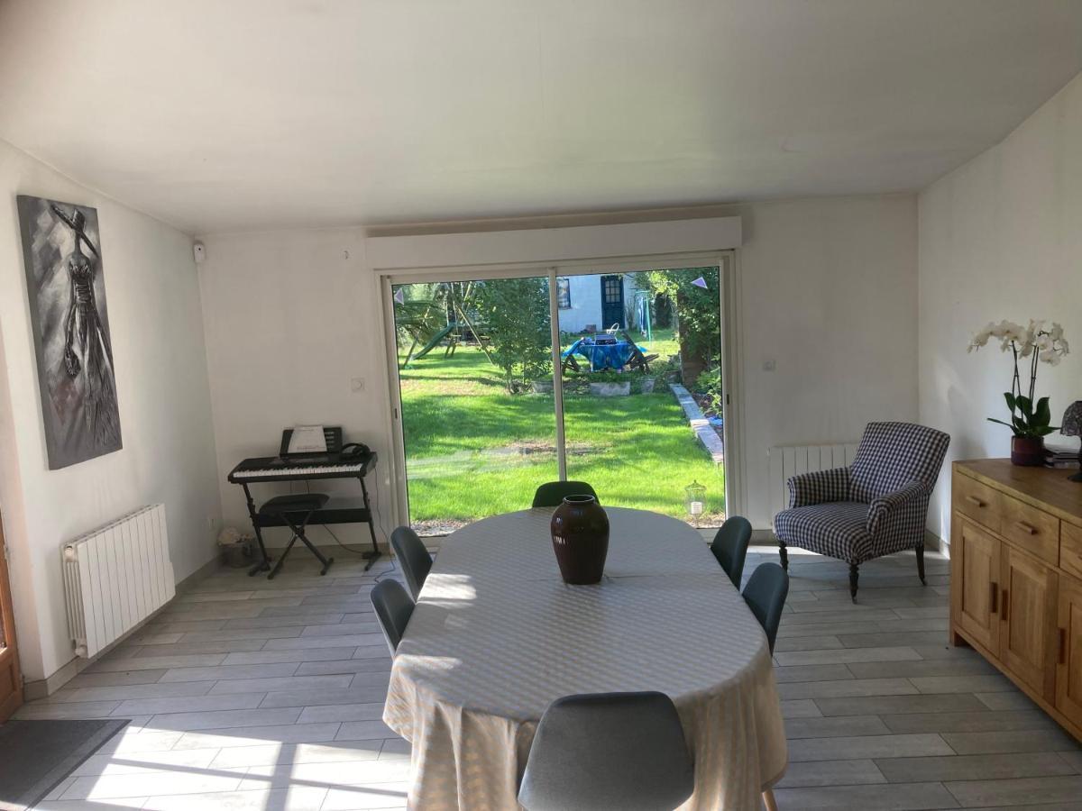 Theuville Maison Les Bornes Holiday home *